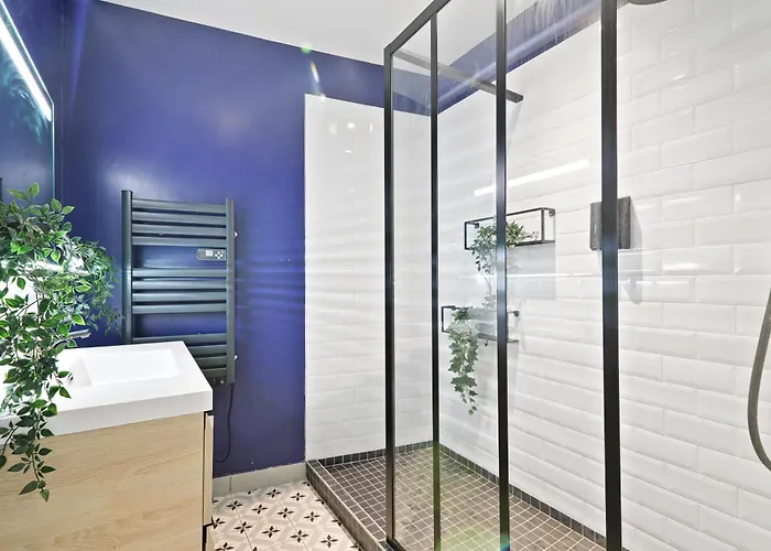 Luxurious 2 Bedroom Nation Free Netflix Lejlighed Paris