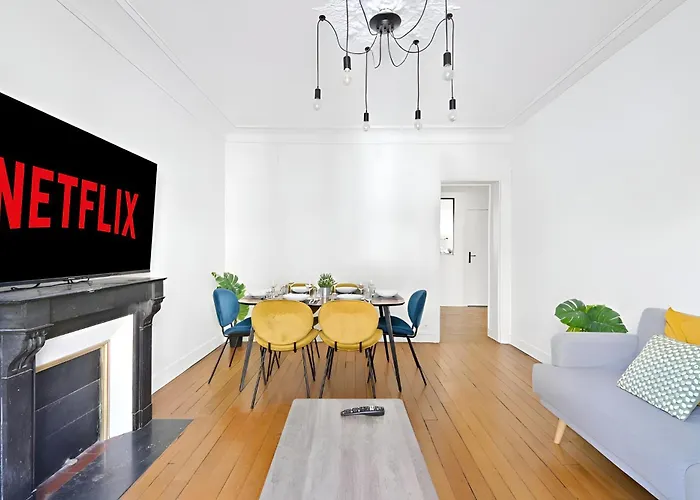 Luxurious 2 Bedroom Nation Free Netflix *